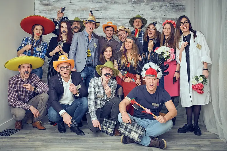 Под напряжением, но вместе: как отметить День энергетика 2025 в Таганроге