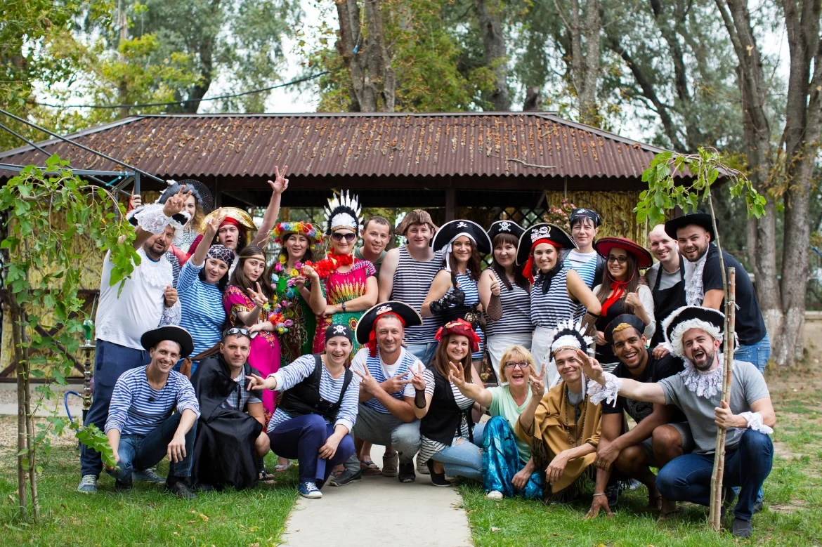 A role quest can take place anywhere: in a café, at home, or outdoors.